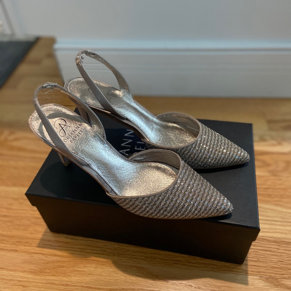 Adrianna Papell champagne heels